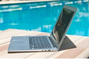 how to change screen size on acer laptop